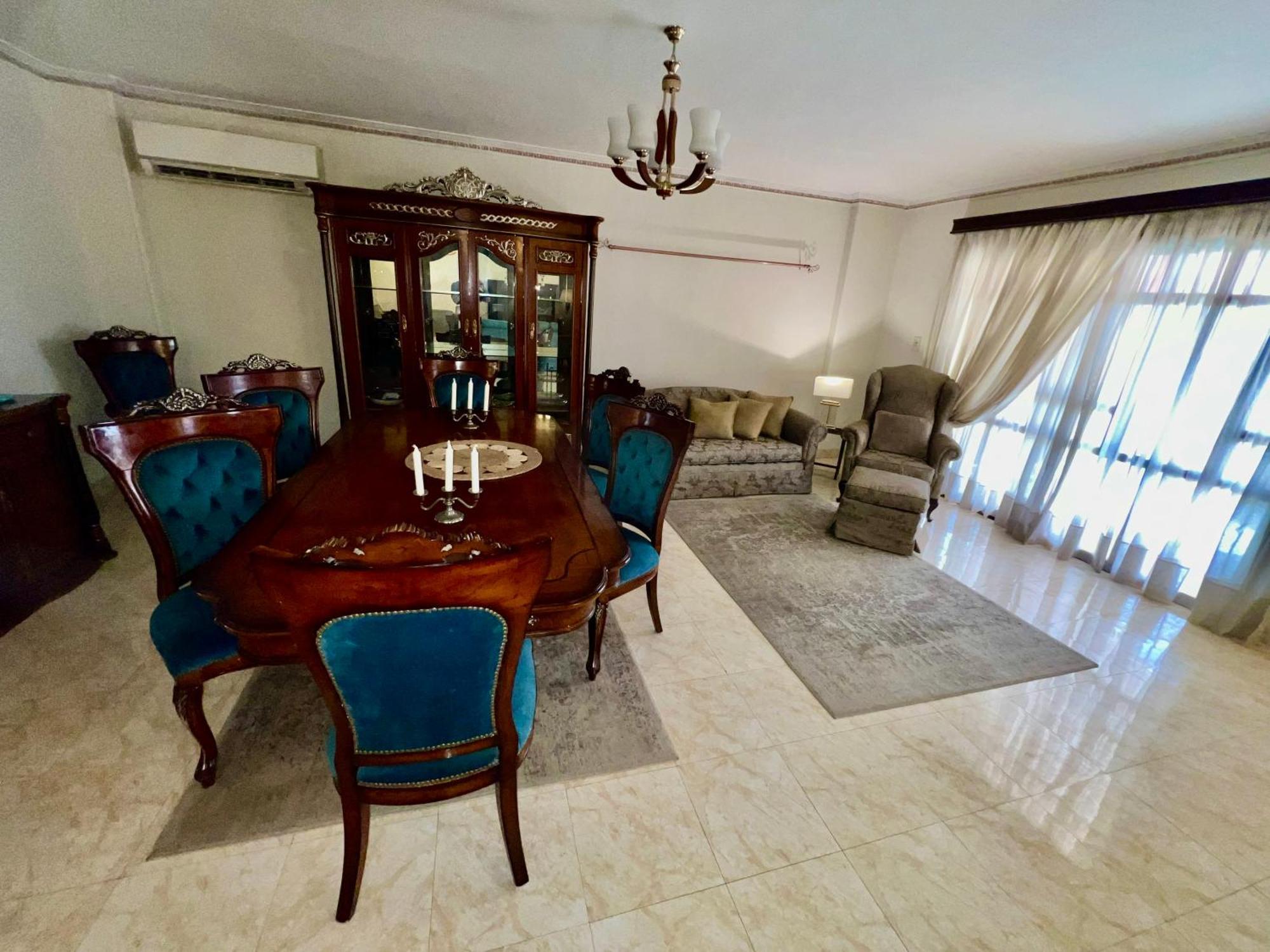 Luxurious 3 Bedroom Rustic Apartment Overlooking Huge Garden - For Families And Couples Каир Экстерьер фото